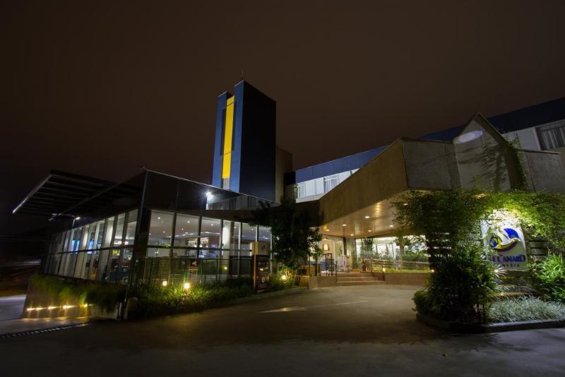 Le Canard Joinville Exteriér fotografie