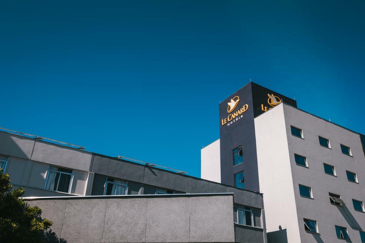 Le Canard Joinville Exteriér fotografie