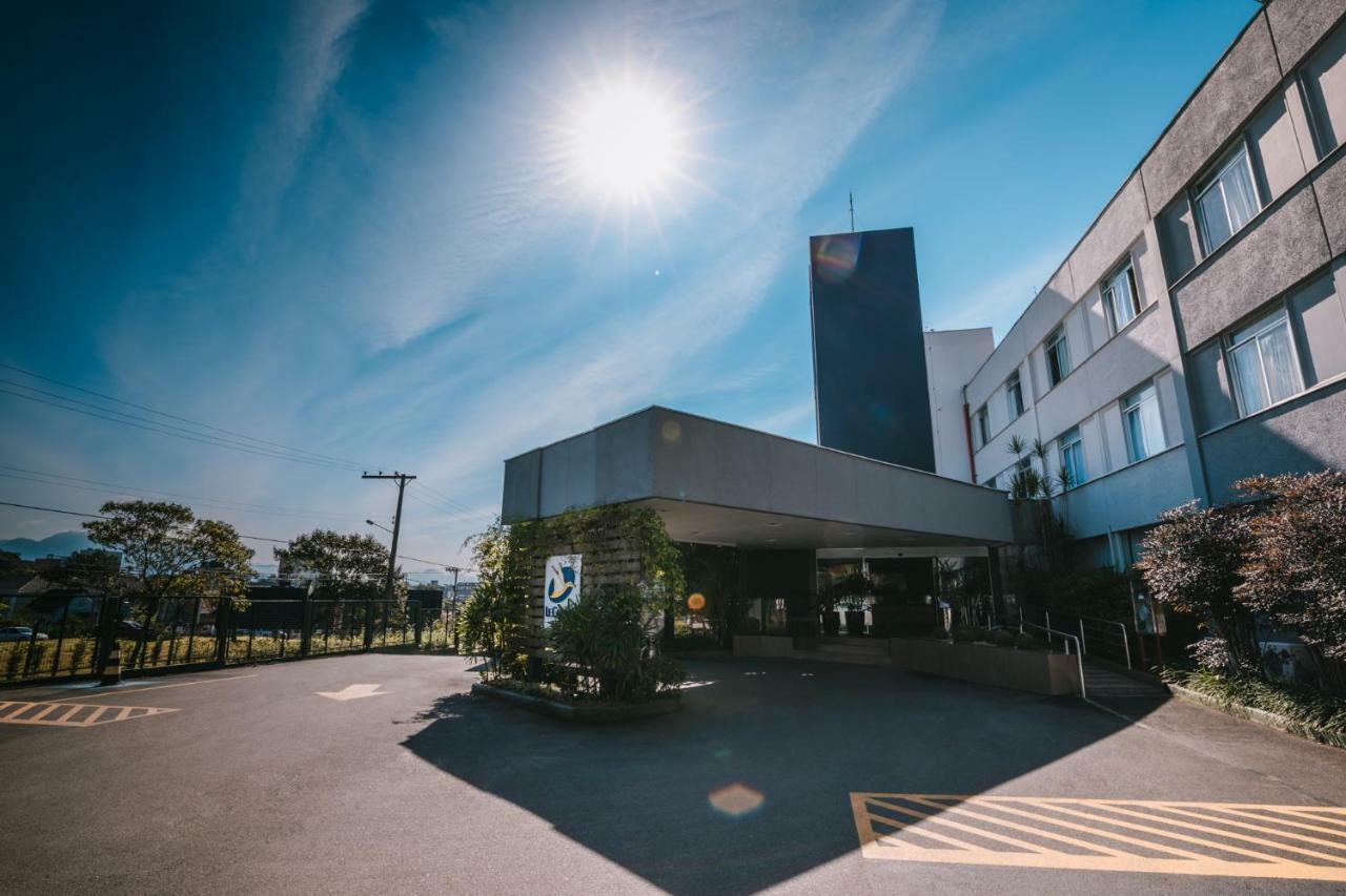 Le Canard Joinville Exteriér fotografie